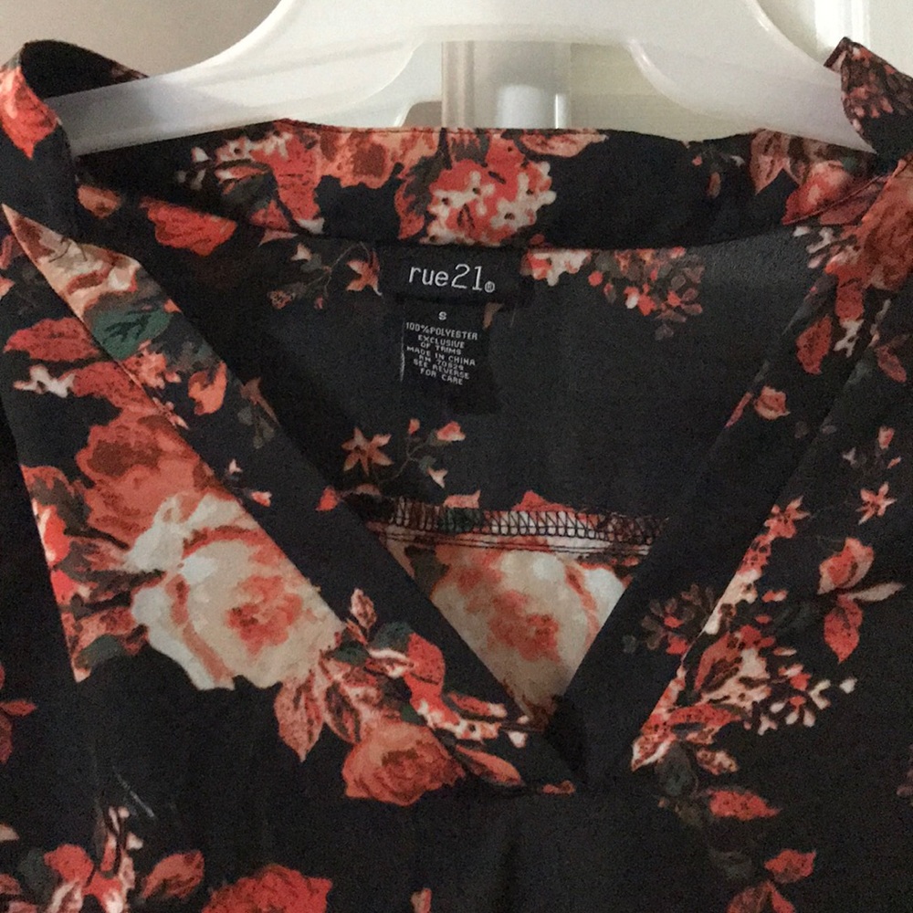 Floral RUE 21 tunic - Picture 5 of 5